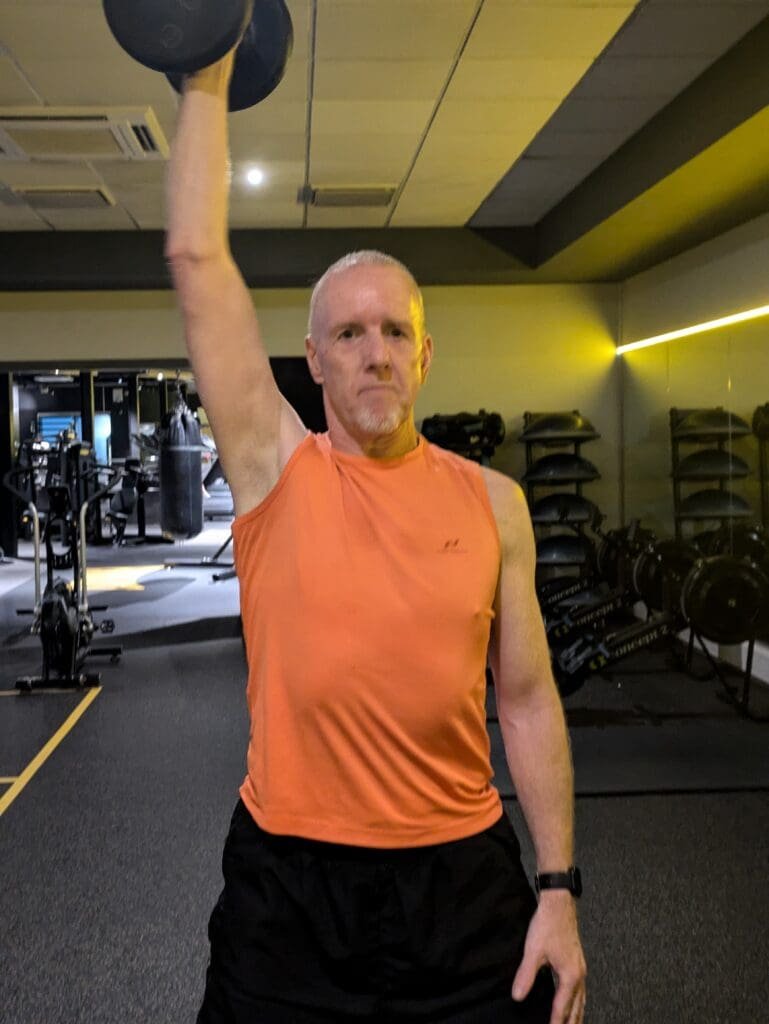 Me-doing-Single-Dumbell-Thrusters